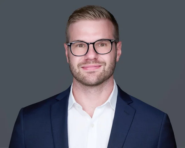 Professional corporate executive headshot example 4 - Center City Philadelphia photography by Images by IBA